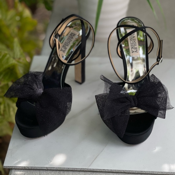 Sophie Ankle Strap Platform Sandal Women
BADGLEY MISCHKA COLLECTION $235 size 6 - Picture 6 of 8